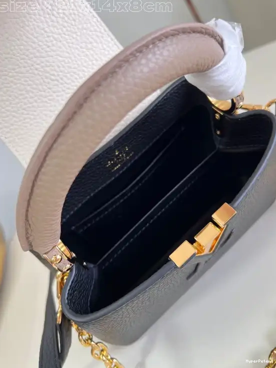 VUITTON LOUIS CAPUCINES MINI-21*14*8CM 0529